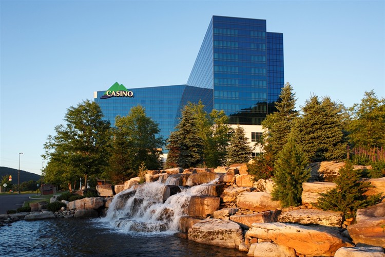 New York Seneca Casino's Trifecta With 3 Casinos!